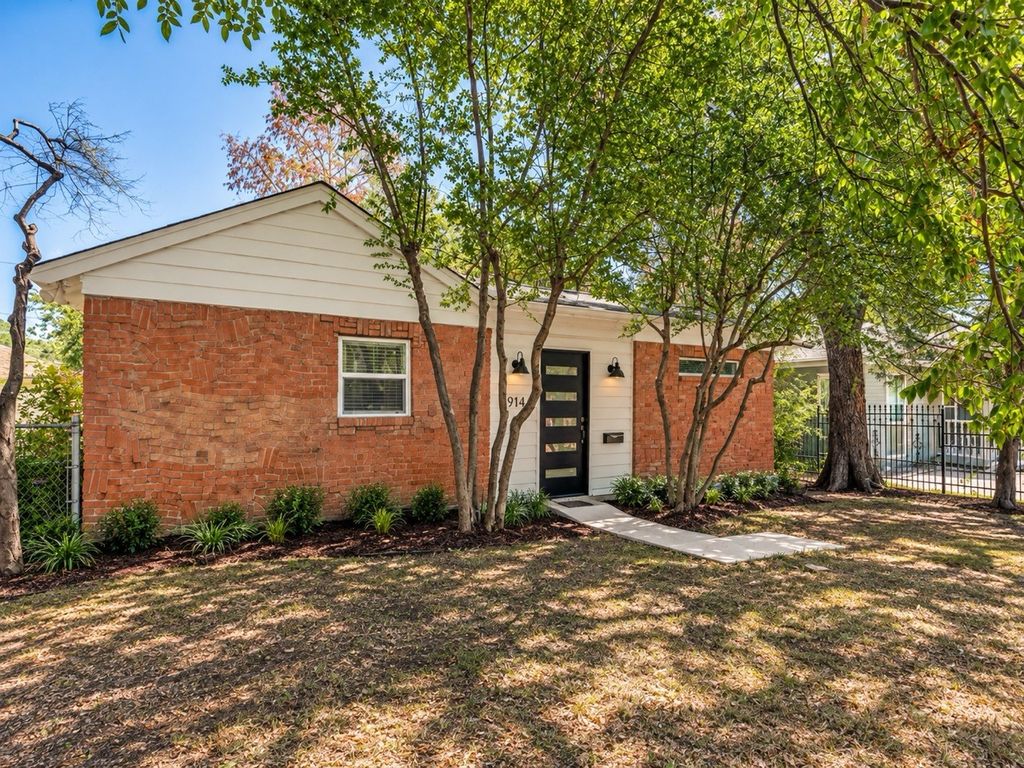 914 Westmount Avenue, Dallas, TX 75211 — photo 2