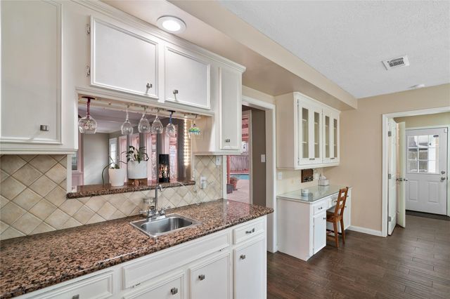 10911 Elmdale Drive, Houston, TX 77070