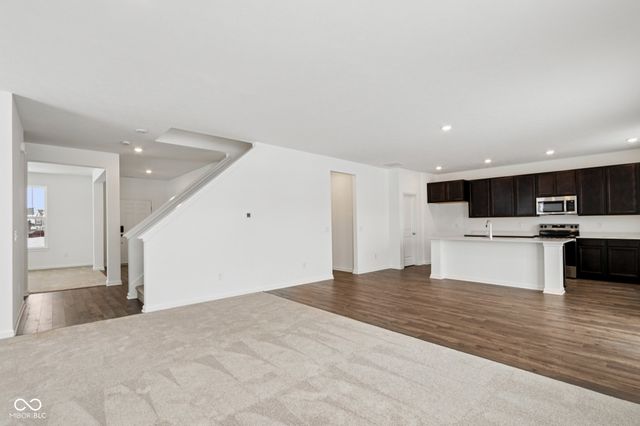 1083 E Valley Oak Court, Mooresville, IN 46158