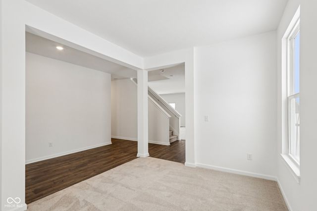 1083 E Valley Oak Court, Mooresville, IN 46158