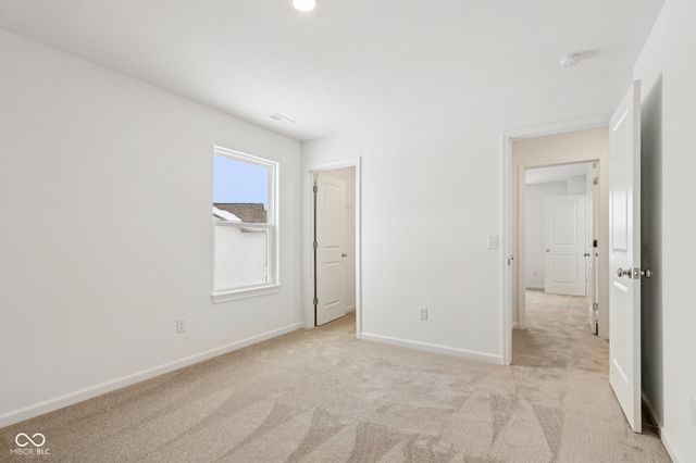 1083 E Valley Oak Court, Mooresville, IN 46158