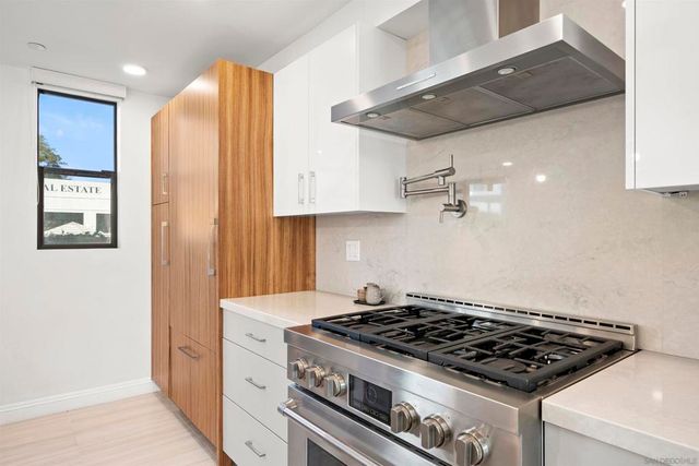 2925 Upshur st., San Diego, CA 92106