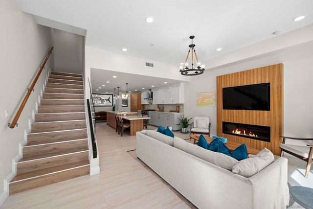 2925 Upshur st., San Diego, CA 92106