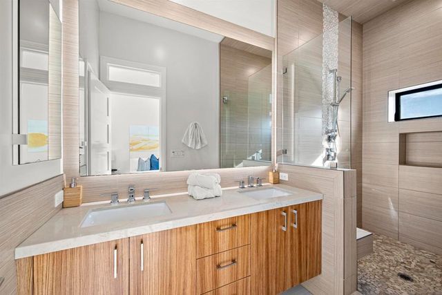 2925 Upshur st., San Diego, CA 92106