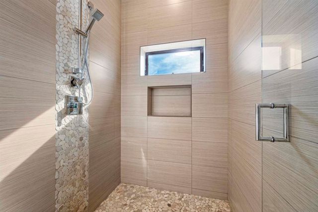 2925 Upshur st., San Diego, CA 92106