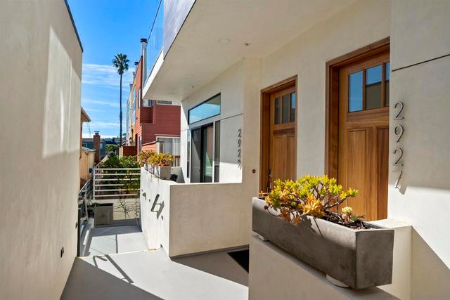 2925 Upshur st., San Diego, CA 92106