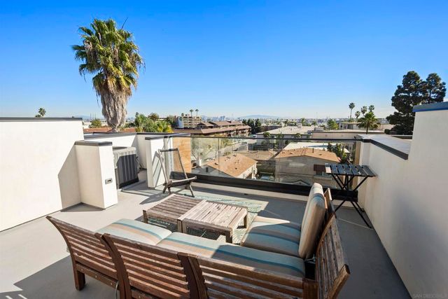 2925 Upshur st., San Diego, CA 92106