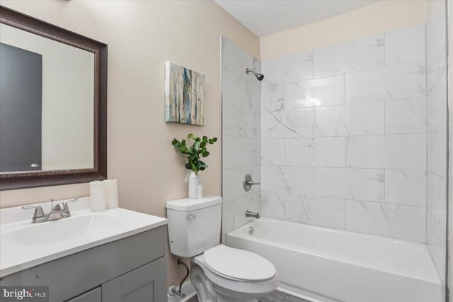 1223 E OLIVER ST, Baltimore, MD 21202