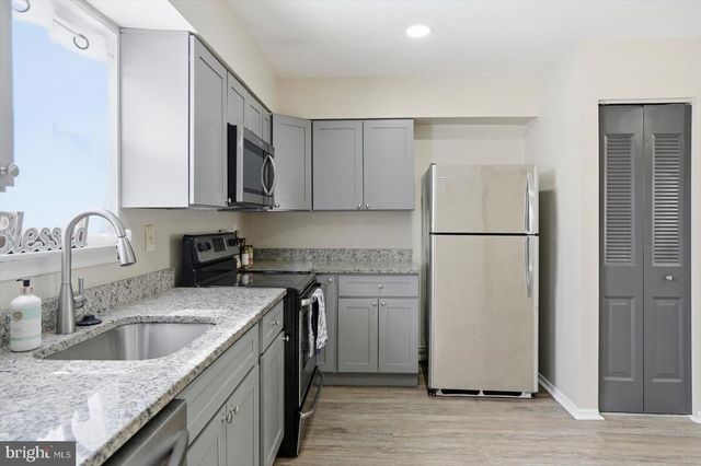 1223 E OLIVER ST, Baltimore, MD 21202