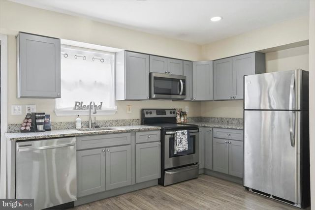 1223 E OLIVER ST, Baltimore, MD 21202