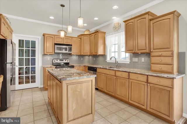 10 HERR CT, Newport, PA 17074