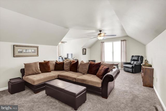 10 HERR CT, Newport, PA 17074