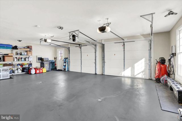 10 HERR CT, Newport, PA 17074