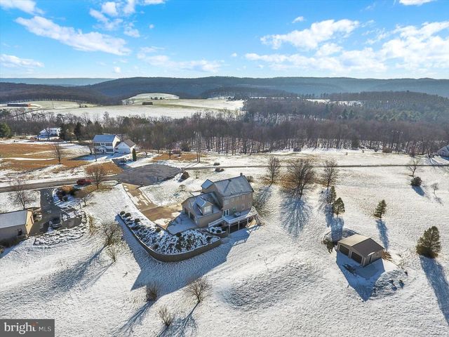 10 HERR CT, Newport, PA 17074