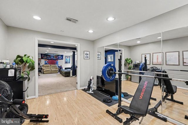 1039 HARBOUR DR, Stafford, VA 22554