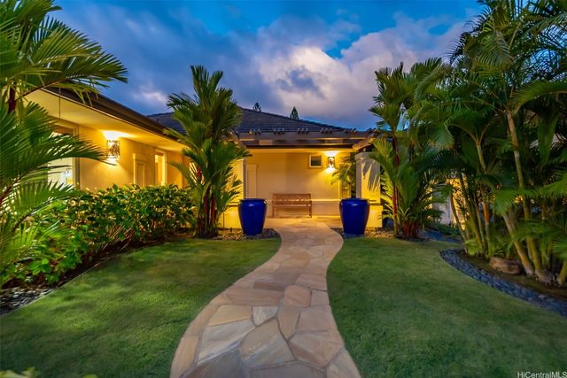 1015 Koko Kai Place, Honolulu, HI 96825