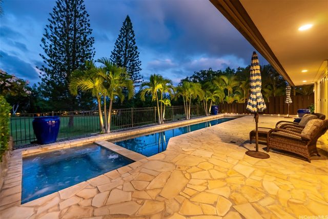 1015 Koko Kai Place, Honolulu, HI 96825