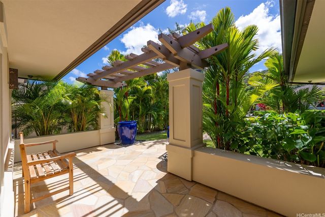 1015 Koko Kai Place, Honolulu, HI 96825