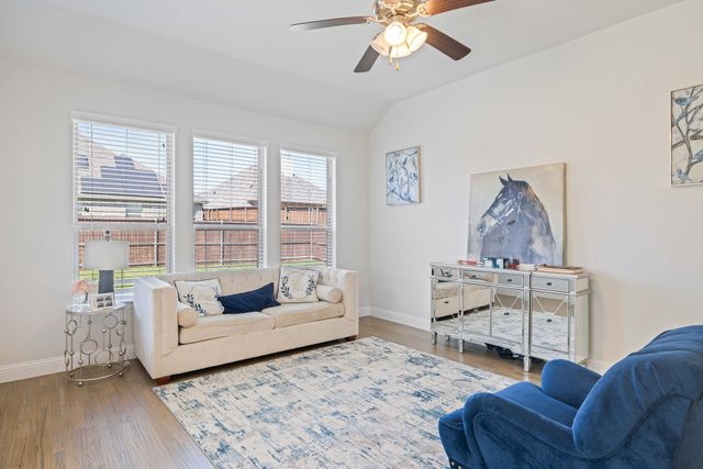11740 Tuscarora Drive, Fort Worth, TX 76108