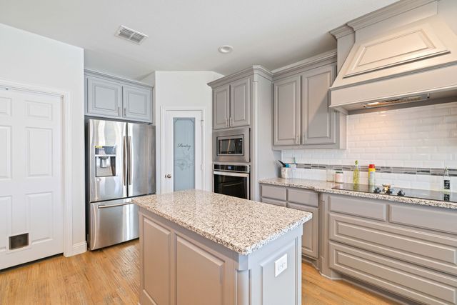 11740 Tuscarora Drive, Fort Worth, TX 76108