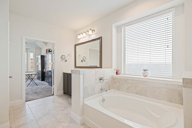 11740 Tuscarora Drive, Fort Worth, TX 76108
