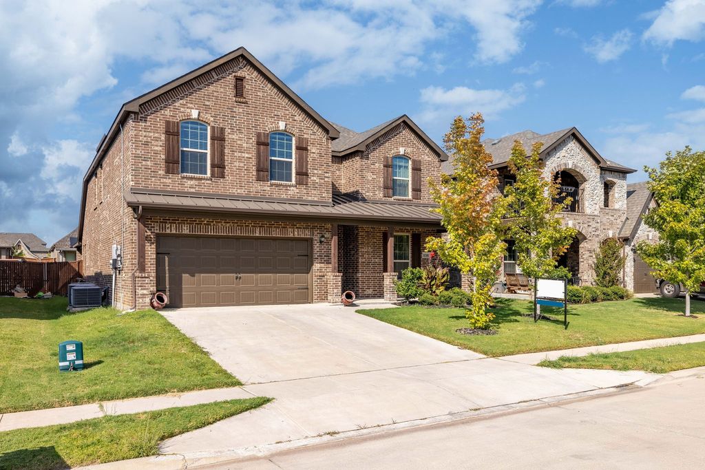 11740 Tuscarora Drive, Fort Worth, TX 76108