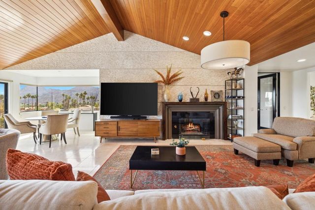 73231 Mariposa Drive, Palm Desert, CA 92260