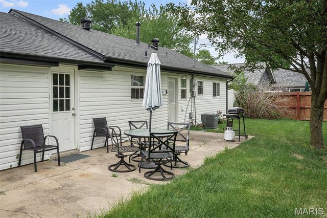 412 Saint Joseph Avenue, O'fallon, MO 63366