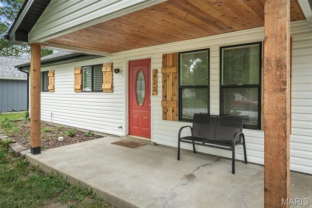 412 Saint Joseph Avenue, O'fallon, MO 63366