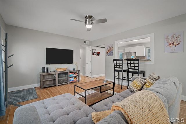 412 Saint Joseph Avenue, O'fallon, MO 63366