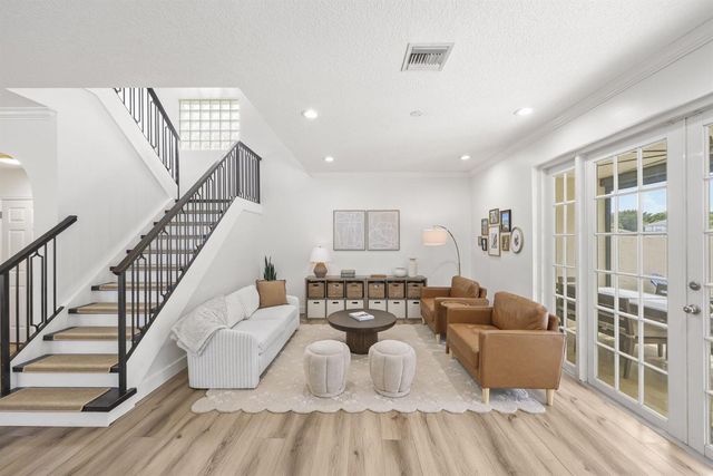 7518 Oak Grove Circle, Lake Worth, FL 33467
