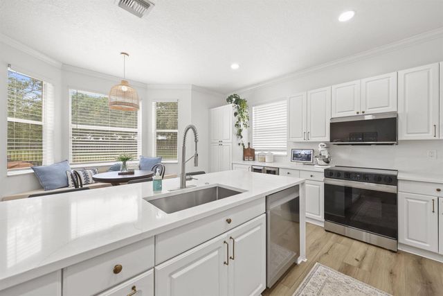 7518 Oak Grove Circle, Lake Worth, FL 33467