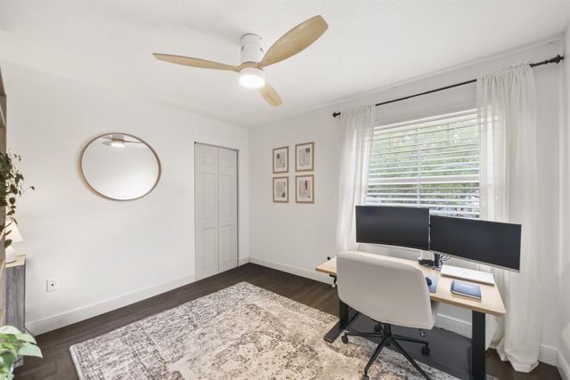 7518 Oak Grove Circle, Lake Worth, FL 33467