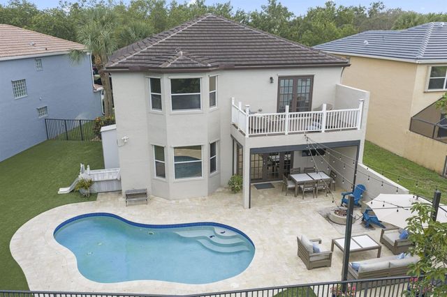 7518 Oak Grove Circle, Lake Worth, FL 33467