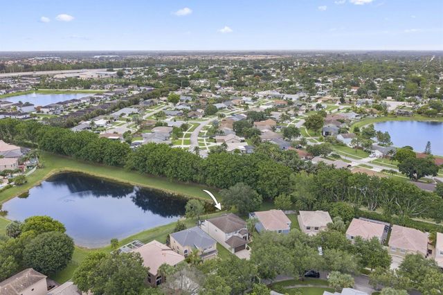 7518 Oak Grove Circle, Lake Worth, FL 33467