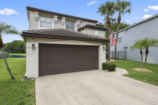 7518 Oak Grove Circle, Lake Worth, FL 33467