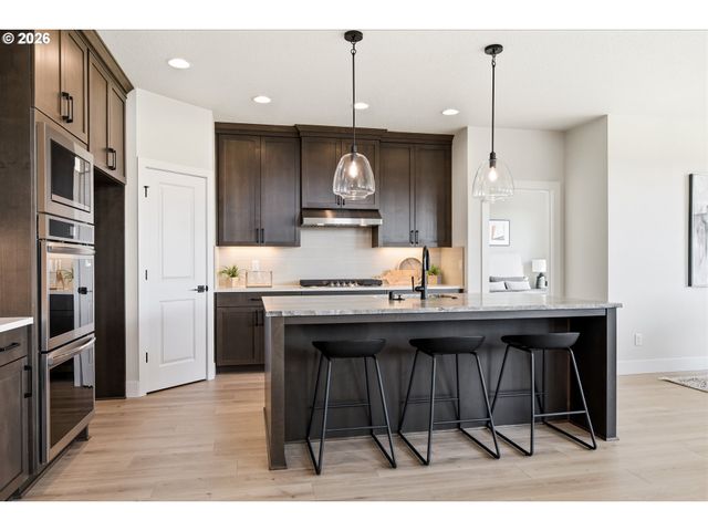 4339 N 15TH Way, Ridgefield, WA 98642