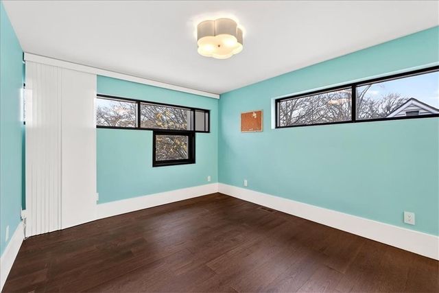 3906 W 69th Street, Prairie Village, KS 66208