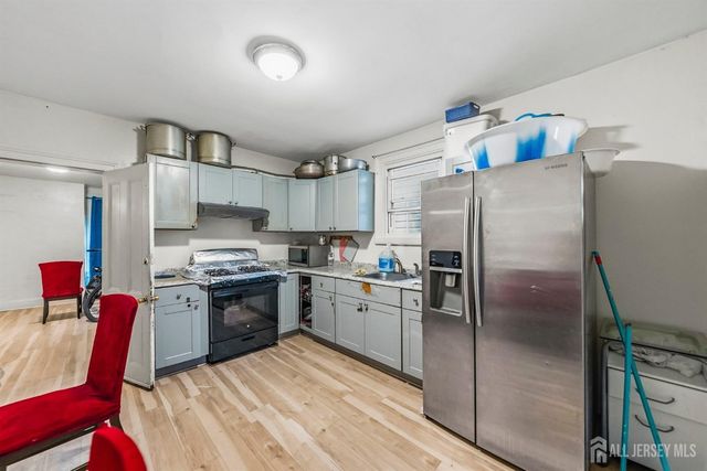 341 Townsend Street, New Brunswick, NJ 08901