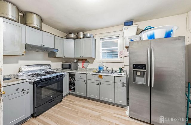 341 Townsend Street, New Brunswick, NJ 08901