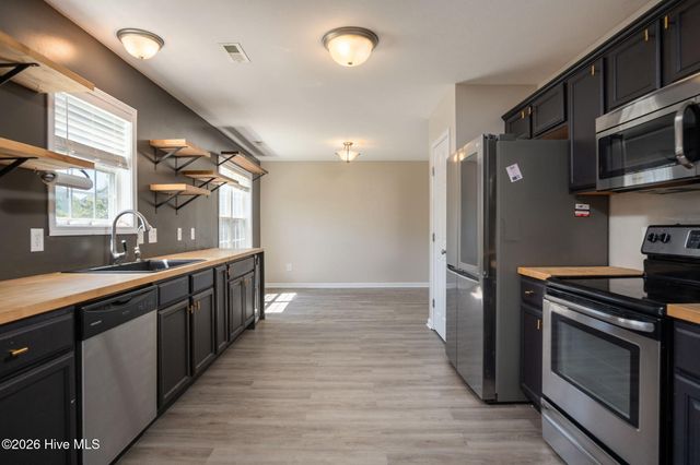 103 Durbin Lane, Jacksonville, NC 28546