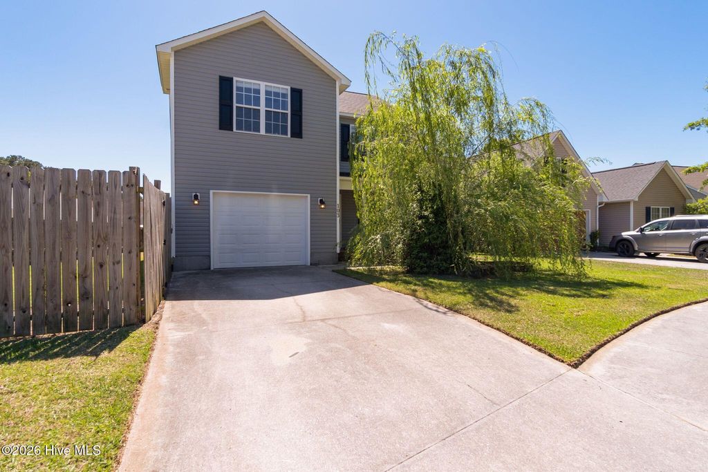 103 Durbin Lane, Jacksonville, NC 28546