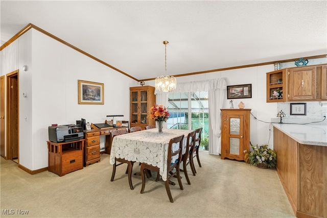 209 Wyngate Drive, Brookfield Twp, OH 44403