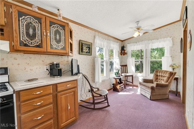 209 Wyngate Drive, Brookfield Twp, OH 44403