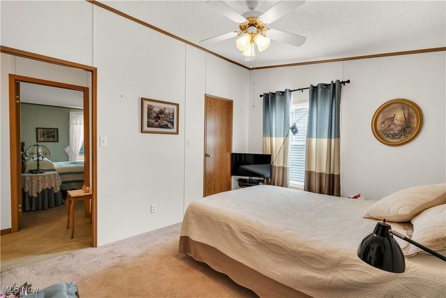 209 Wyngate Drive, Brookfield Twp, OH 44403