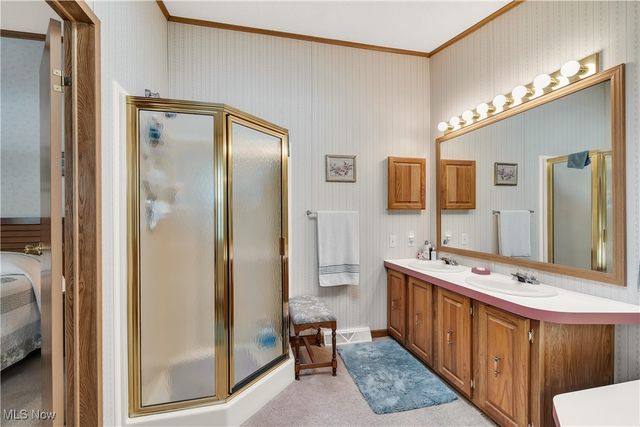 209 Wyngate Drive, Brookfield Twp, OH 44403