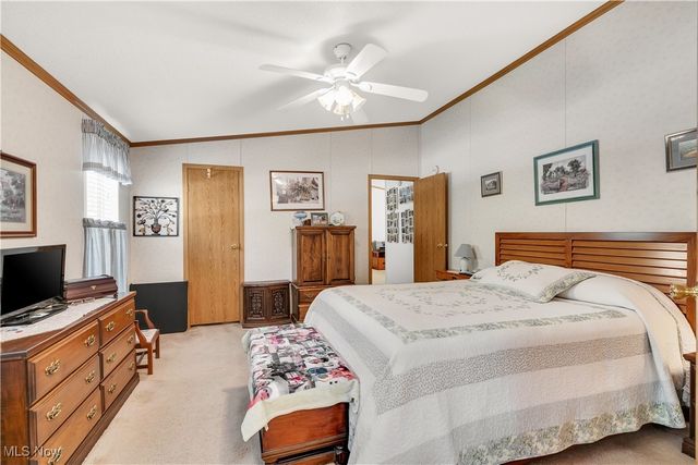 209 Wyngate Drive, Brookfield Twp, OH 44403