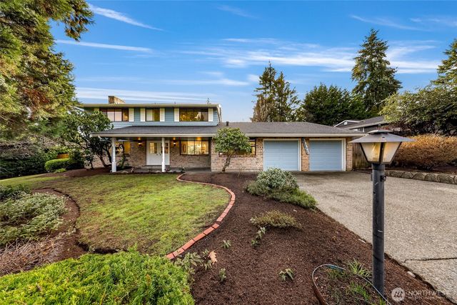 12943 SE 68th Street, Bellevue, WA 98006