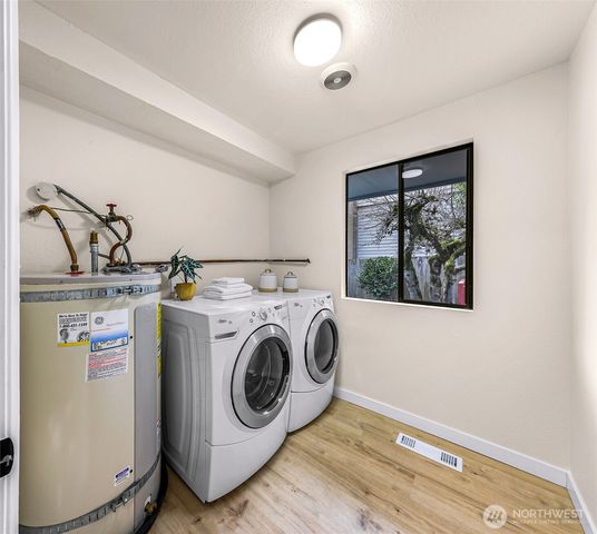 12943 SE 68th Street, Bellevue, WA 98006