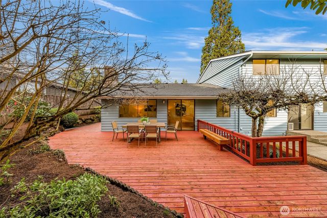 12943 SE 68th Street, Bellevue, WA 98006